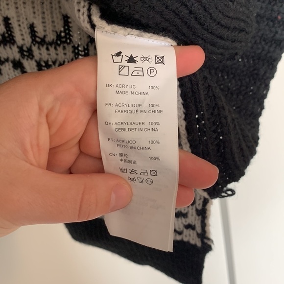 Button  up cardigan - Picture 3 of 5